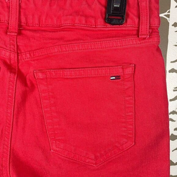 Tommy Hilfiger Red Frayed Hem Jean Shorts 2 - Picture 4 of 5